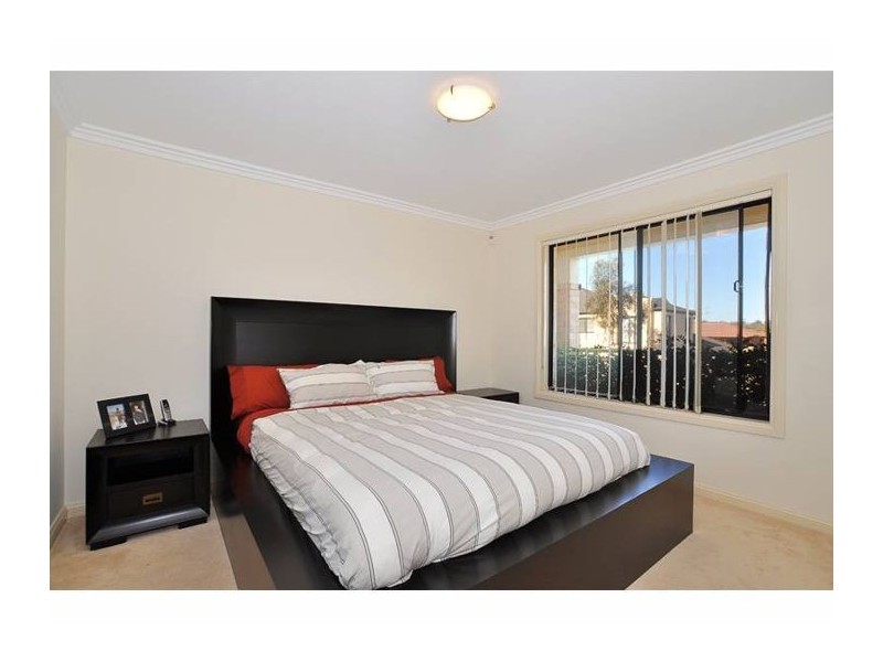 28 Rebellion Cct, Beaumont Hills NSW 2155