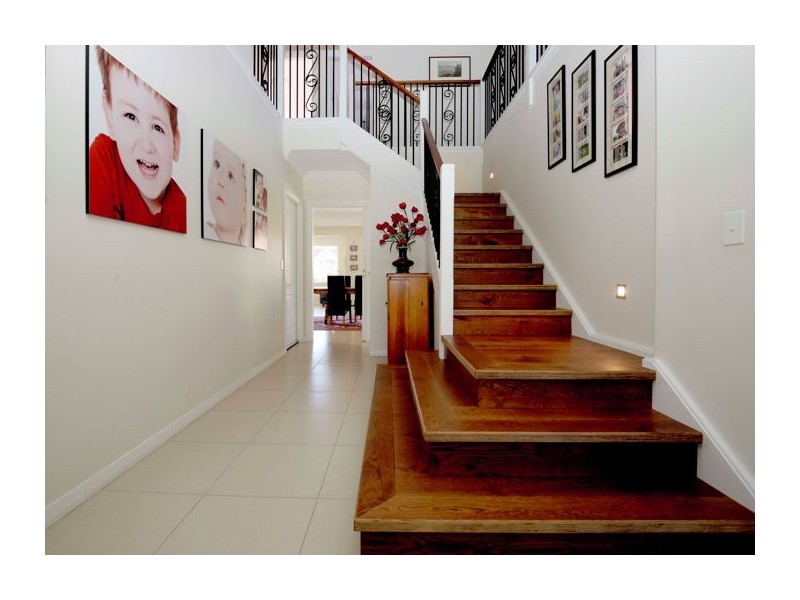 19 Diana Ave, Kellyville NSW 2155