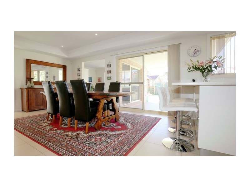 19 Diana Ave, Kellyville NSW 2155