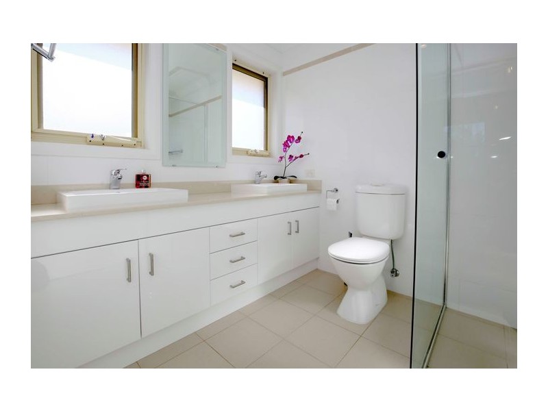 19 Diana Ave, Kellyville NSW 2155