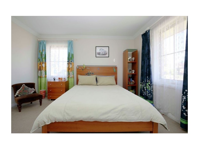 19 Diana Ave, Kellyville NSW 2155