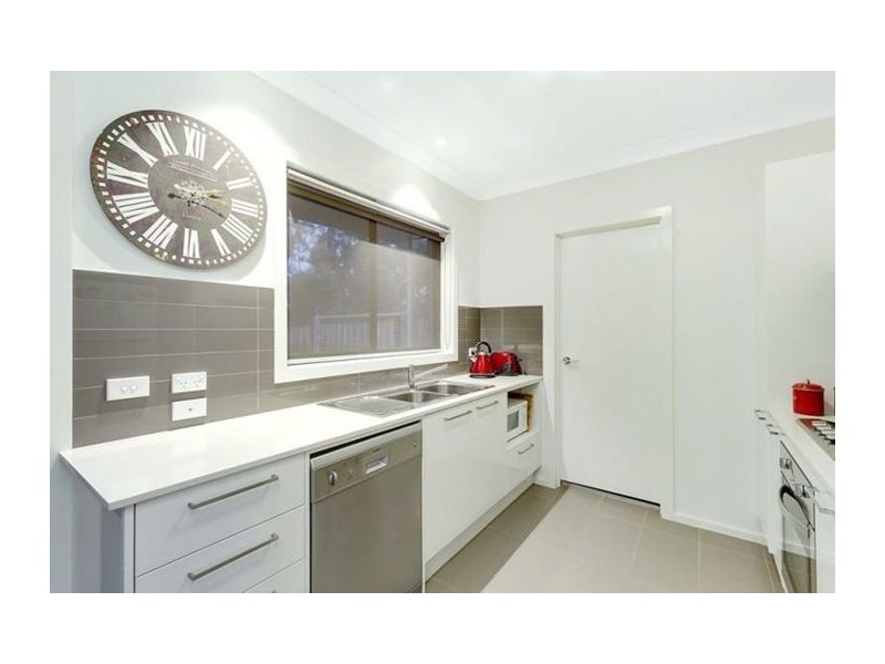 27 Lookout Circuit, Stanhope Gardens NSW 2768