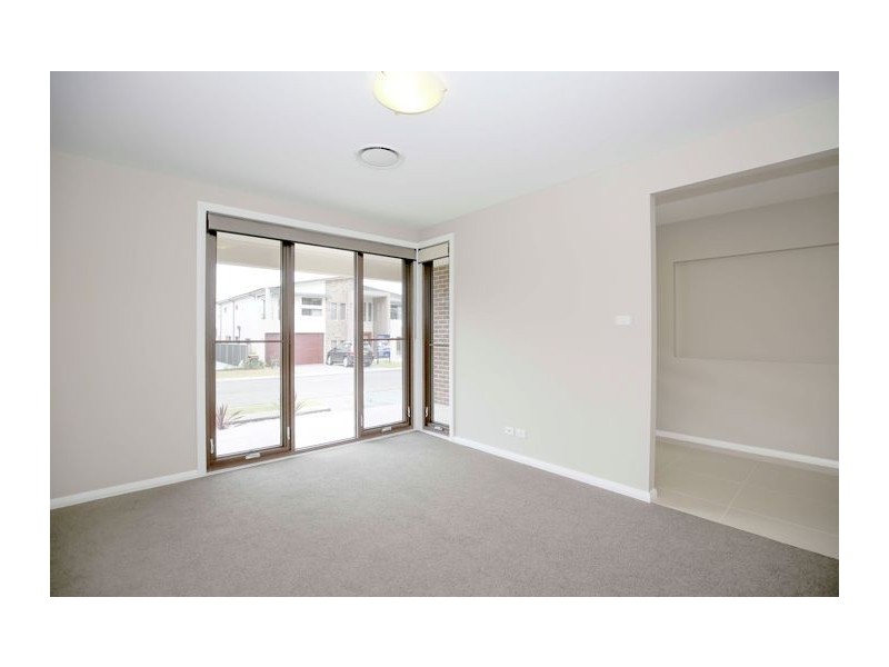 8 Blue Wren Way, Kellyville NSW 2155