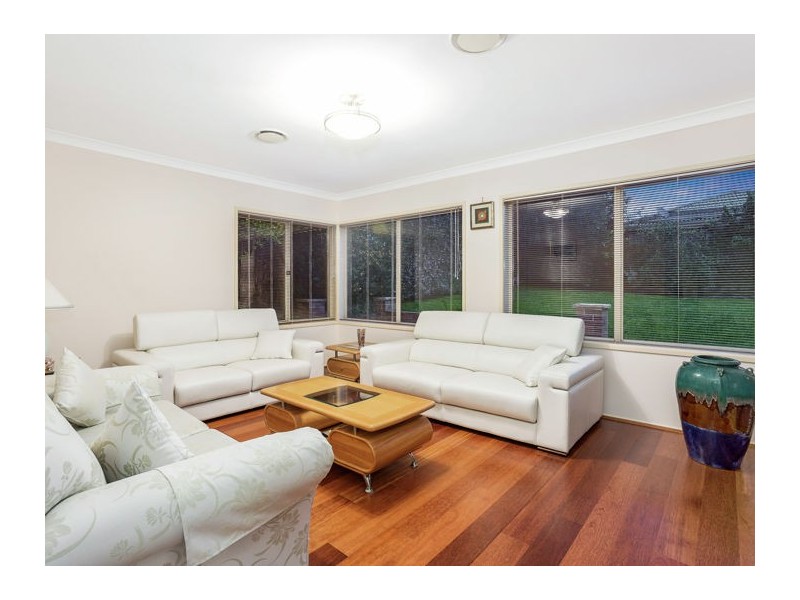 22 Balfour Avenue, Beaumont Hills NSW 2155