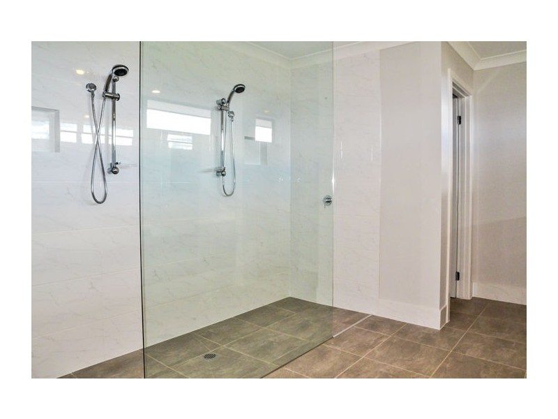 17 Florence Ave, Kellyville NSW 2155