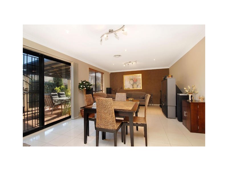 104 Chepstow Drive, Castle Hill NSW 2154