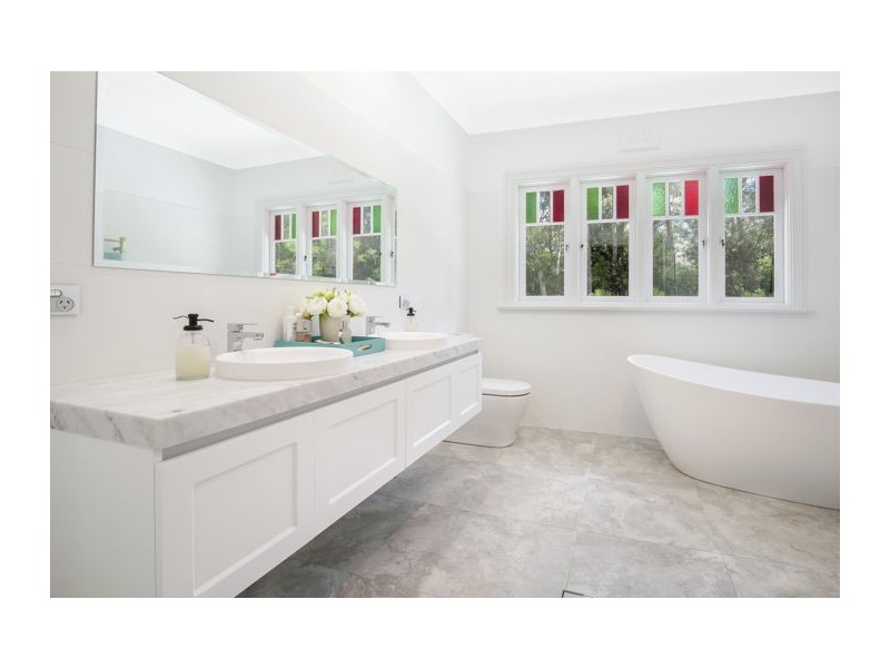 35 Amberwood Way, Castle Hill NSW 2154