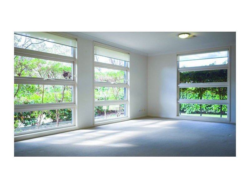 80 Sanctuary Drive, Beaumont Hills NSW 2155