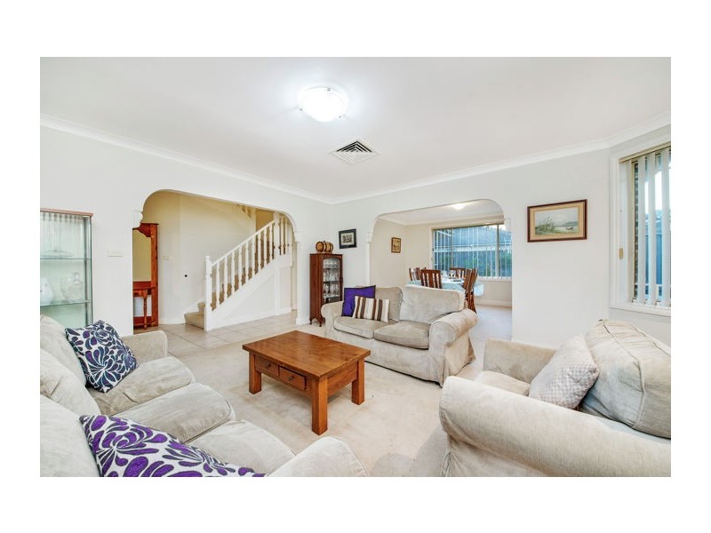 12 Guardian Avenue, Beaumont Hills NSW 2155
