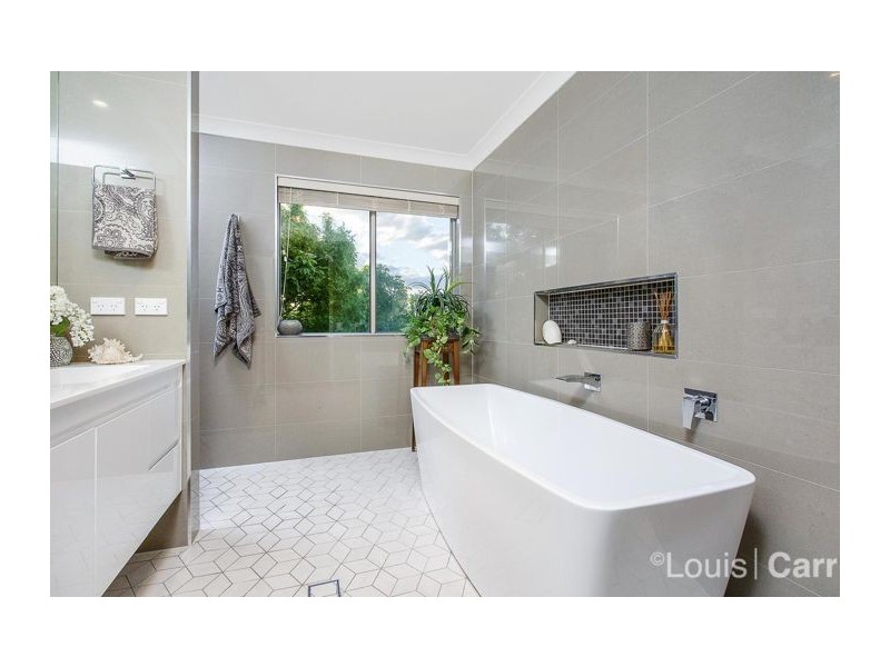28 Arnold Janssen Drive, Beaumont Hills NSW 2155