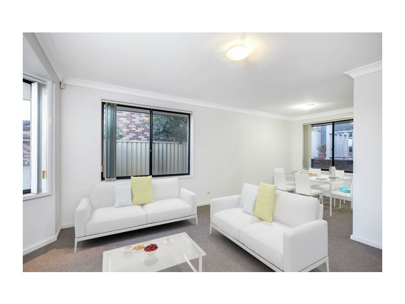 12 Emmanuel Terrace, Glenwood NSW 2768