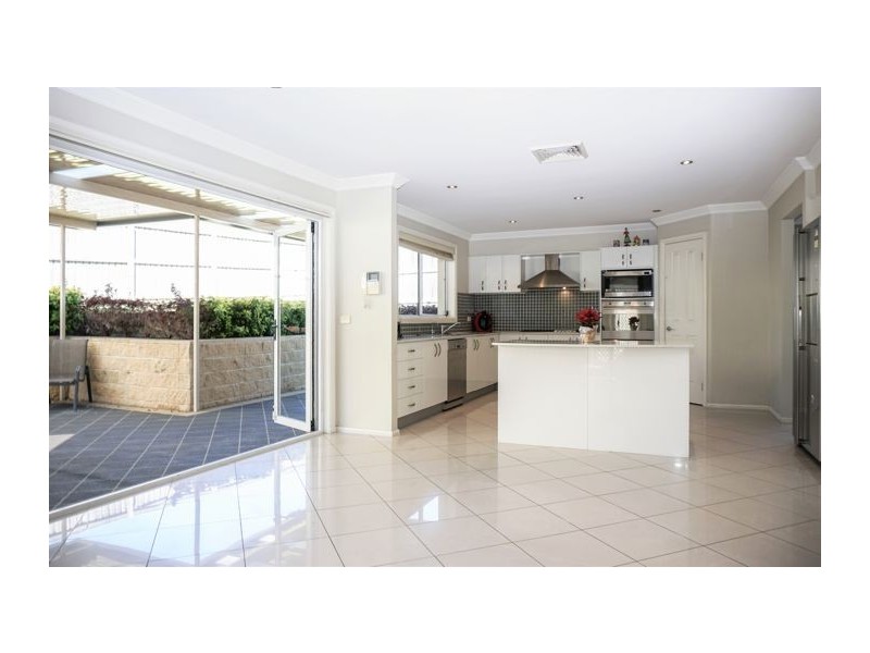 13 Helmsley Grove, Castle Hill NSW 2154