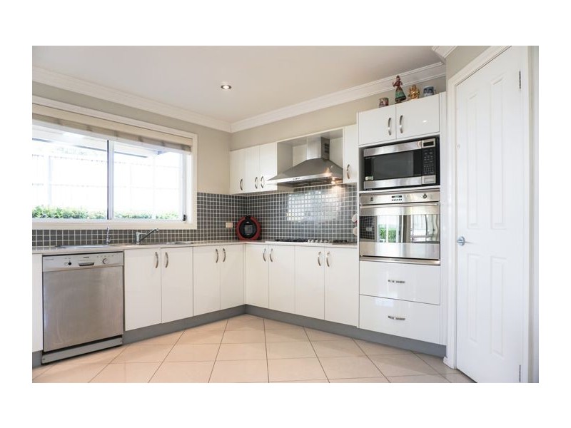 13 Helmsley Grove, Castle Hill NSW 2154