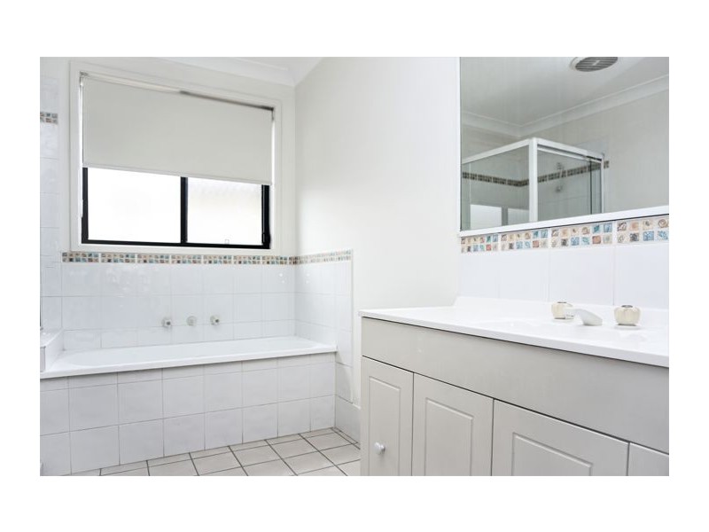 6 Rory Crt, Glenwood NSW 2768