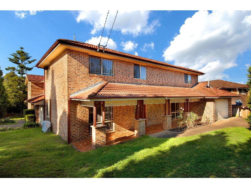 1/2 Caber Close, Dural NSW 2158