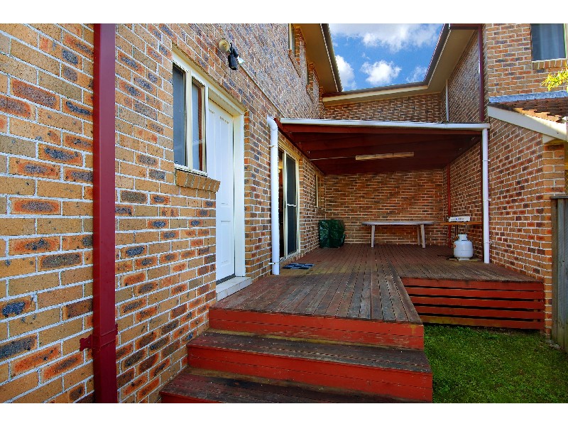 1/2 Caber Close, Dural NSW 2158