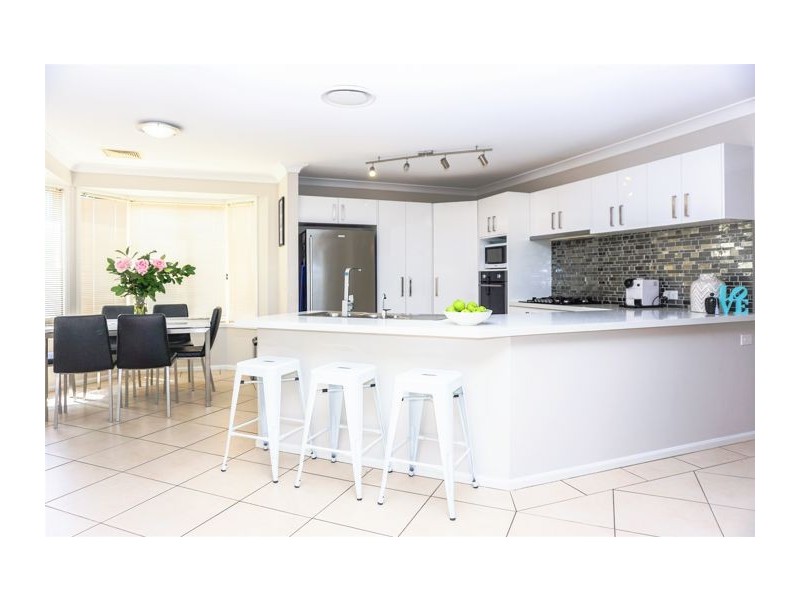 9 Oak Tree Grove, Kellyville NSW 2155