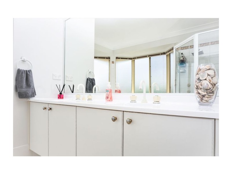 9 Oak Tree Grove, Kellyville NSW 2155