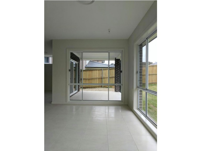 17 Stapleton Ave, Marsden Park NSW 2765