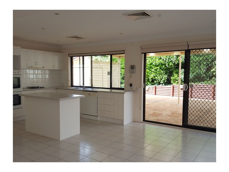 39 Minerva Crescent, Beaumont Hills NSW 2155