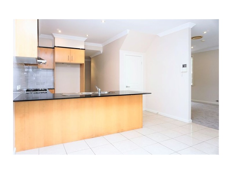 33 Jacqui Circuit, Baulkham Hills NSW 2153