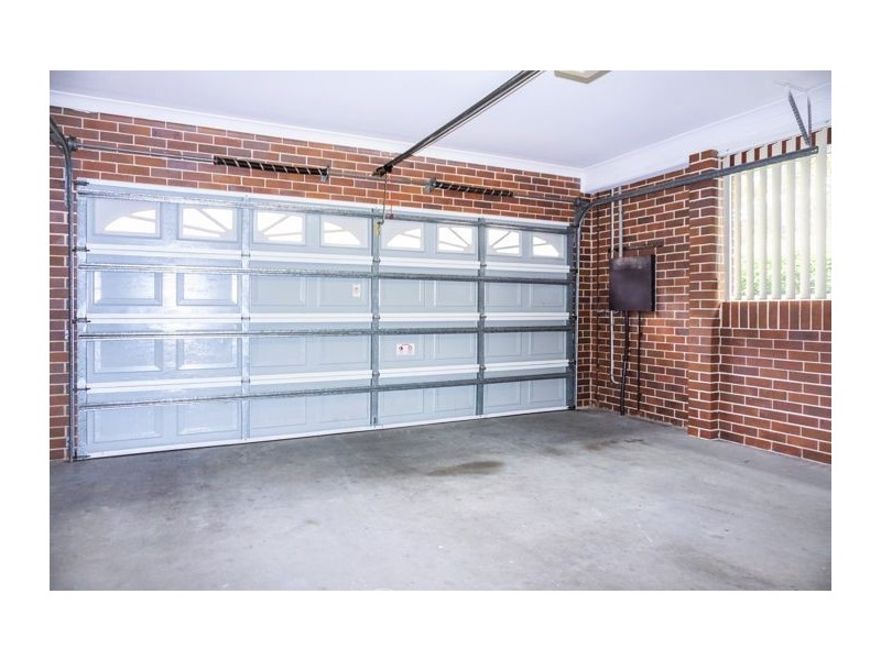33 Jacqui Circuit, Baulkham Hills NSW 2153