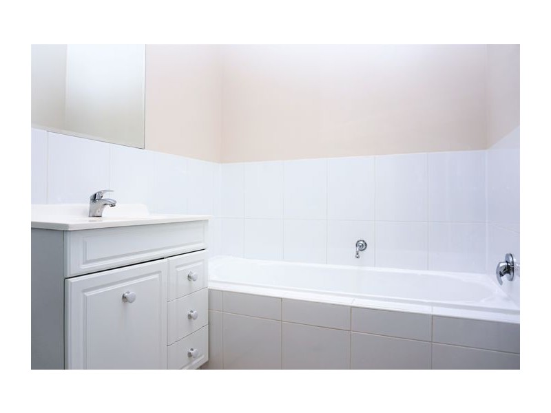 33 Jacqui Circuit, Baulkham Hills NSW 2153