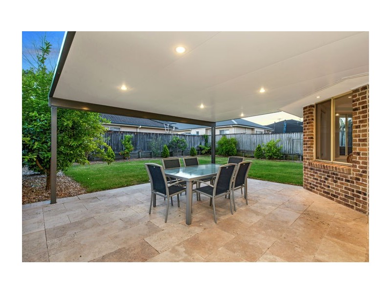 12 Guardian Avenue, Beaumont Hills NSW 2155
