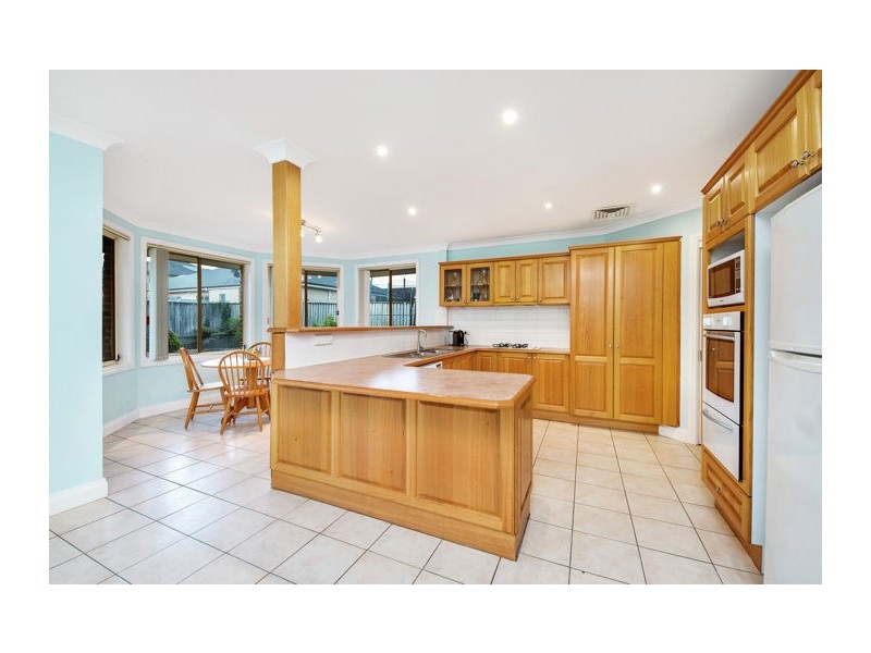 12 Guardian Avenue, Beaumont Hills NSW 2155