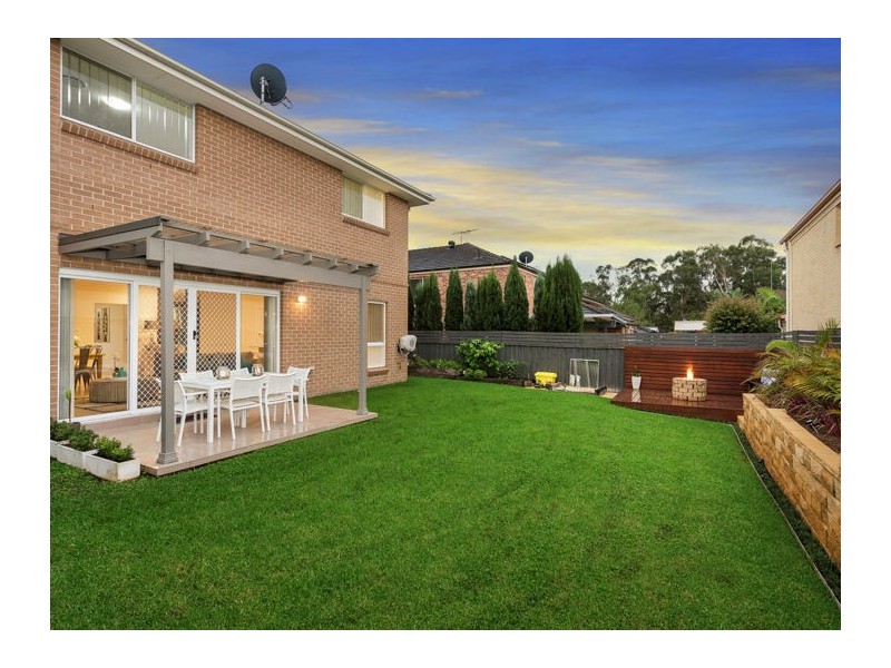 1 Damper Avenue, Beaumont Hills NSW 2155