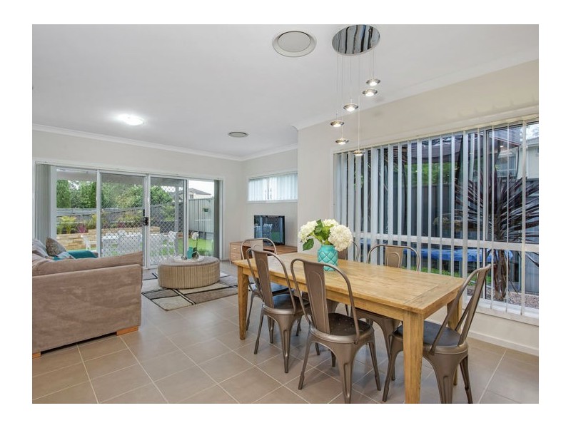 1 Damper Avenue, Beaumont Hills NSW 2155