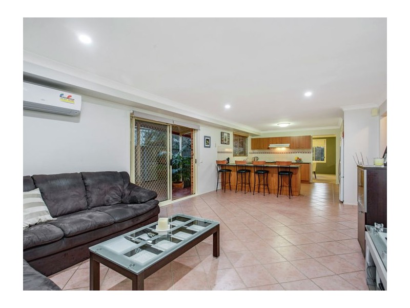1 Valleyview Place, Kellyville NSW 2155