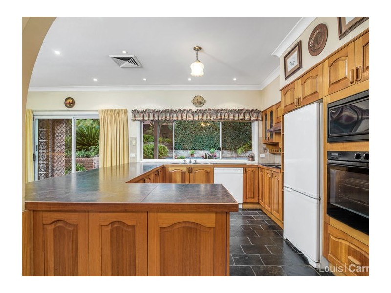 1 Sandhurst Crescent, Glenhaven NSW 2156