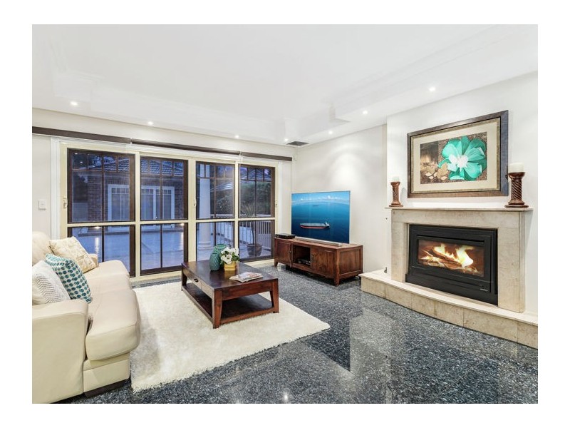 4 Hampshire Avenue, West Pennant Hills NSW 2125