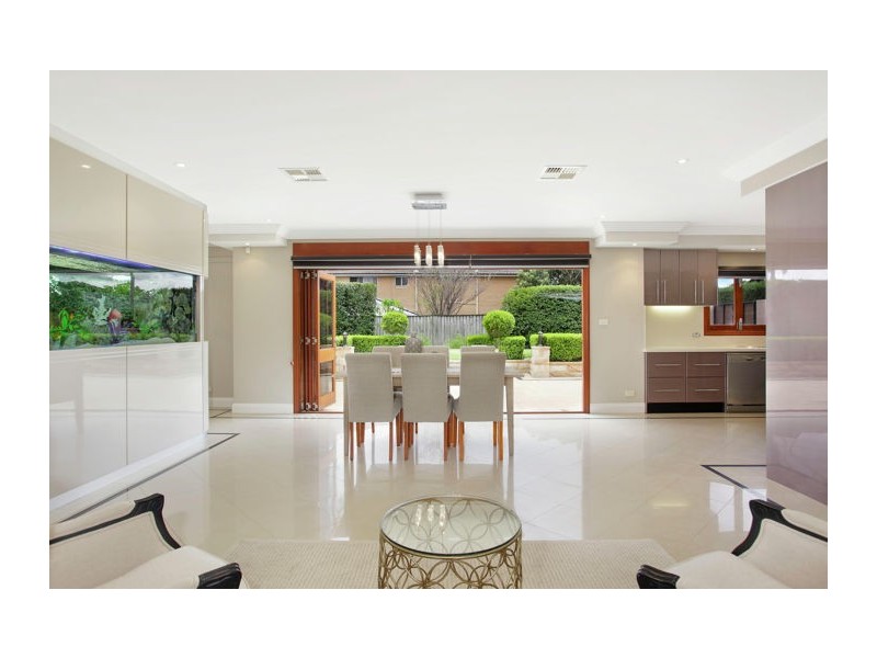 27 Lygon Pl, Castle Hill NSW 2154