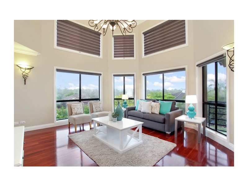 27 Lygon Pl, Castle Hill NSW 2154