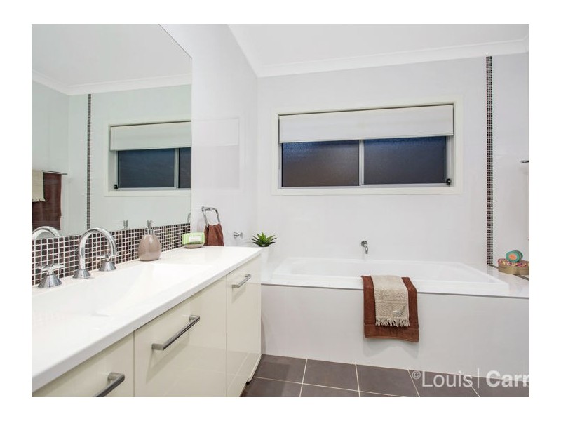 21 John Savage Cres, West Pennant Hills NSW 2125