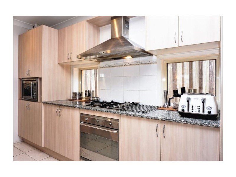 14 Crosby Ave, Beaumont Hills NSW 2155