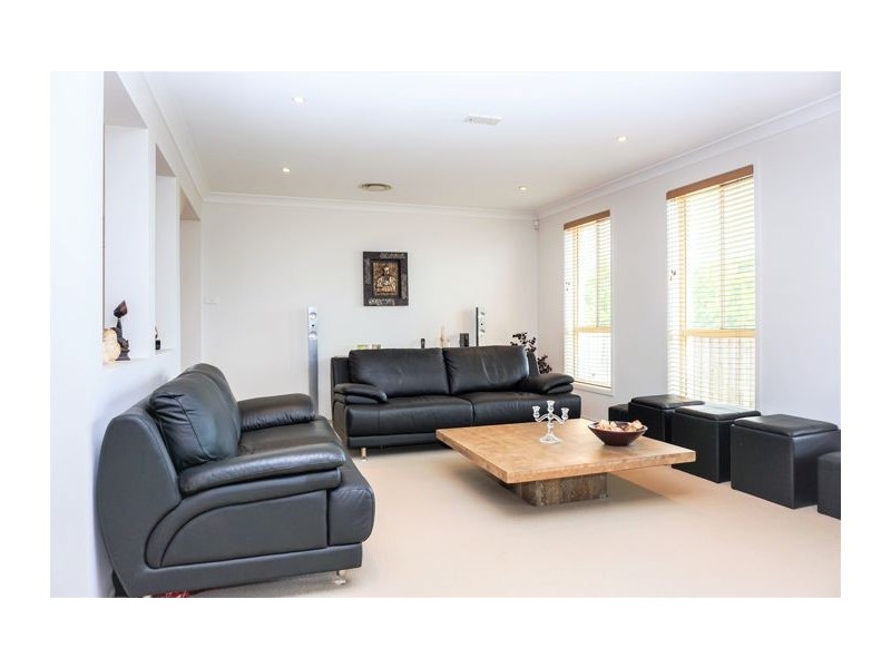 14 Crosby Ave, Beaumont Hills NSW 2155