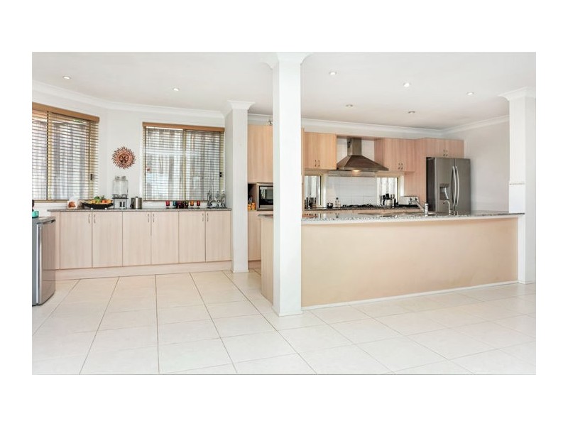 14 Crosby Ave, Beaumont Hills NSW 2155