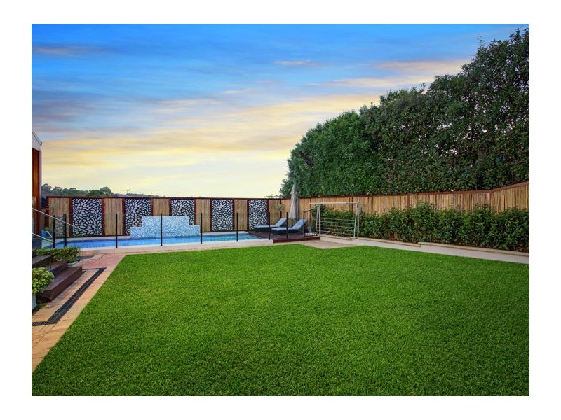 51 Balintore Drive, Castle Hill NSW 2154