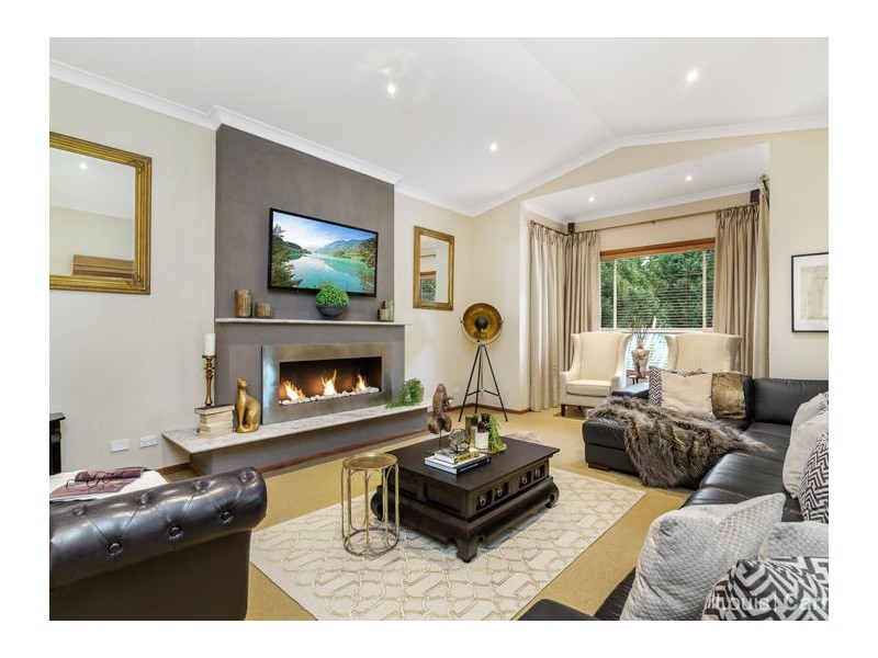 42 White Cedar Drive, Castle Hill NSW 2154