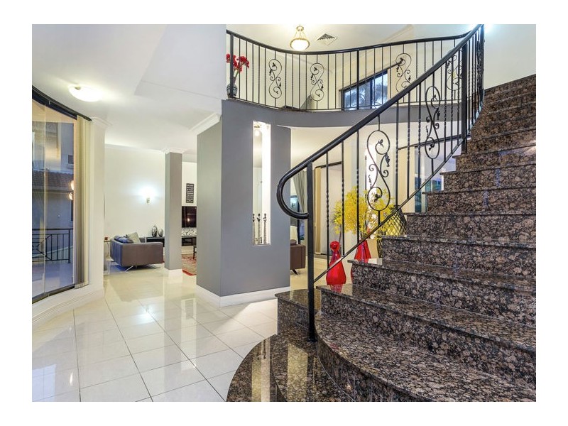 7 Simmonds Place, West Pennant Hills NSW 2125