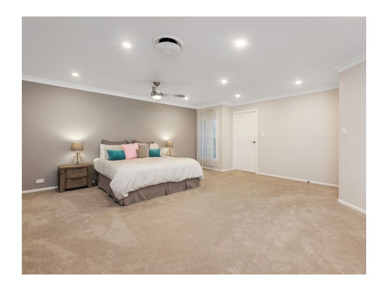 92 Gooraway Drive, Castle Hill NSW 2154