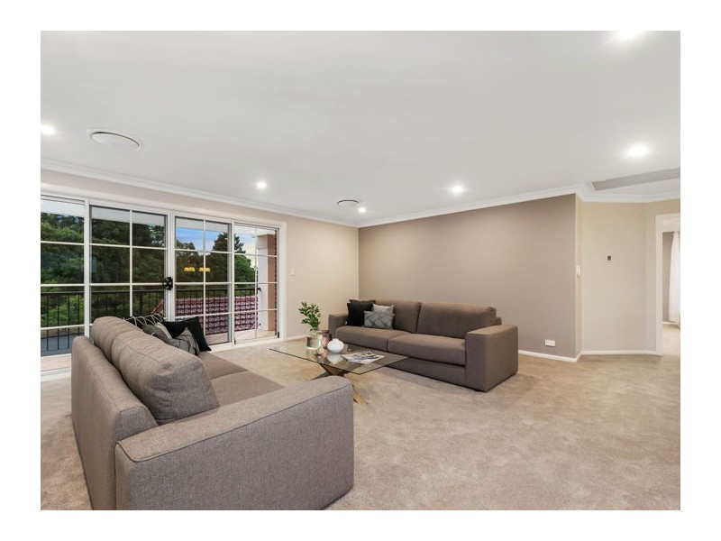 92 Gooraway Drive, Castle Hill NSW 2154