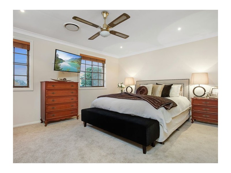 16 Barry Place, Cherrybrook NSW 2126