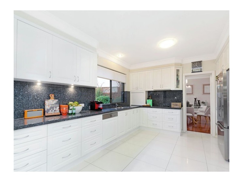 12 Duff Place, Castle Hill NSW 2154