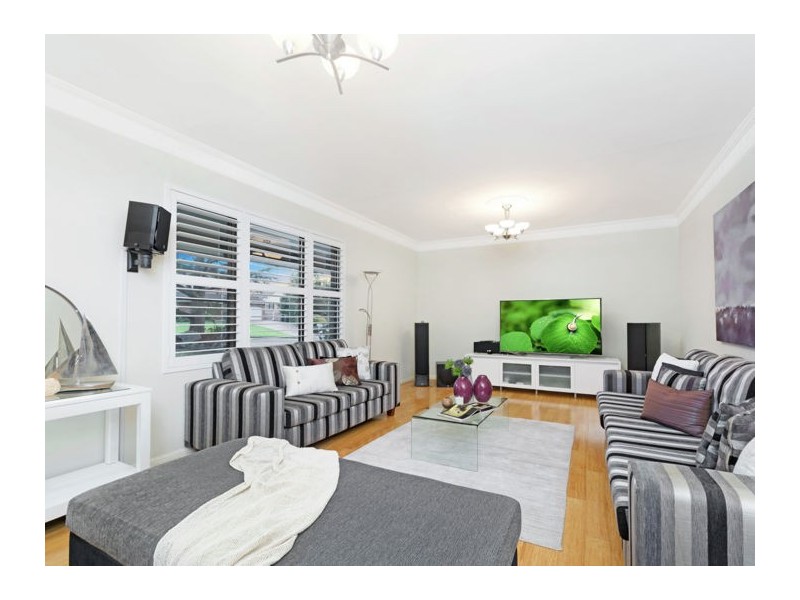 12 Duff Place, Castle Hill NSW 2154