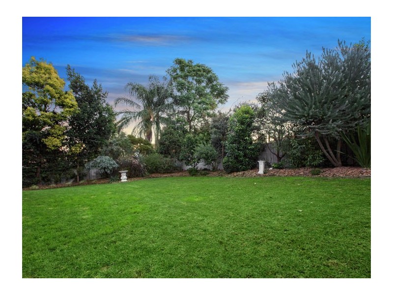 6 Bishopsgate Avenue, Castle Hill NSW 2154