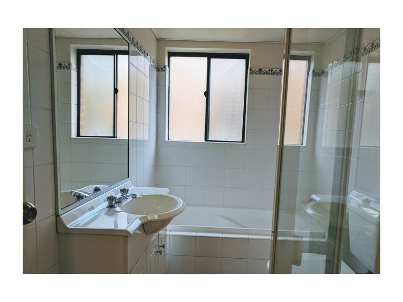16/25 Kildare Road, Blacktown NSW 2148